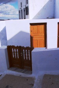 Santorini 10-30-05 025